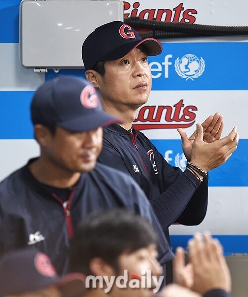 롯데 자이언츠는 28일 1군 수석코치로 허문회 전 감독을 선임했다./마이데일리 DB