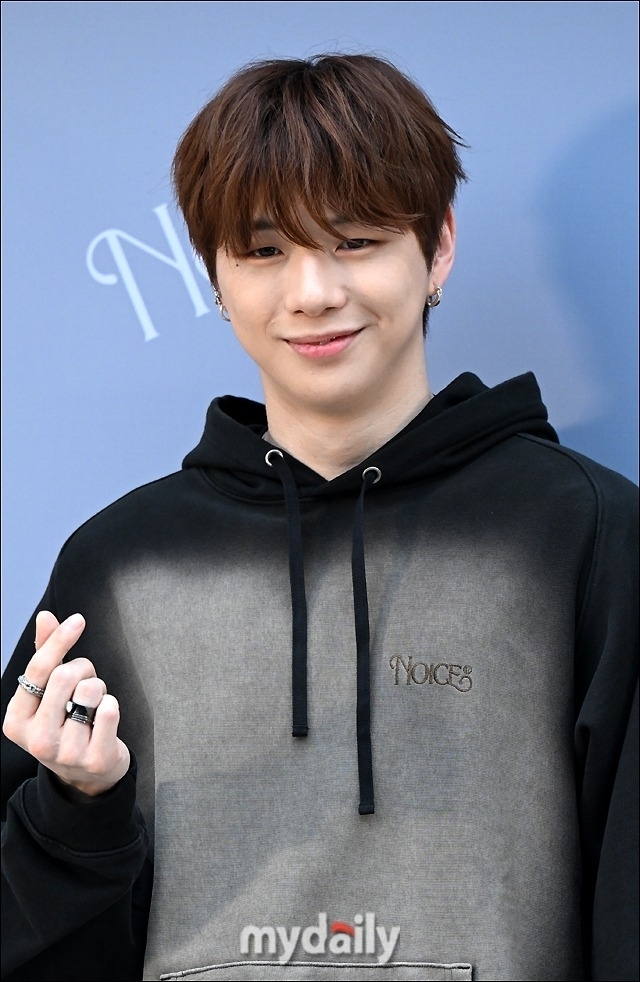 그룹 워너원 출신 가수 강다니엘. / 마이데일리