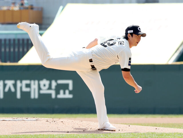 SSG 랜더스 문승원./SSG 랜더스
