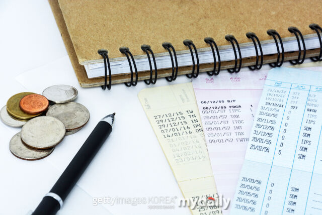 연말을 앞두고 연말정산과 투자 수익 정산을 동시에 준비해야 하는 시기가 돌아왔다./게티이미지뱅크