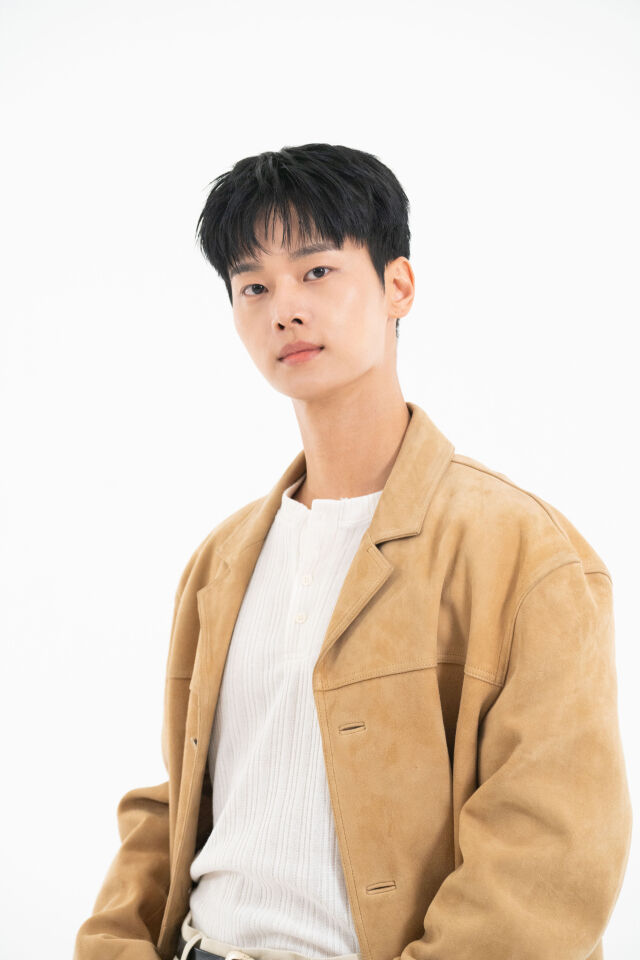 차학연 / 바이포엠스튜디오