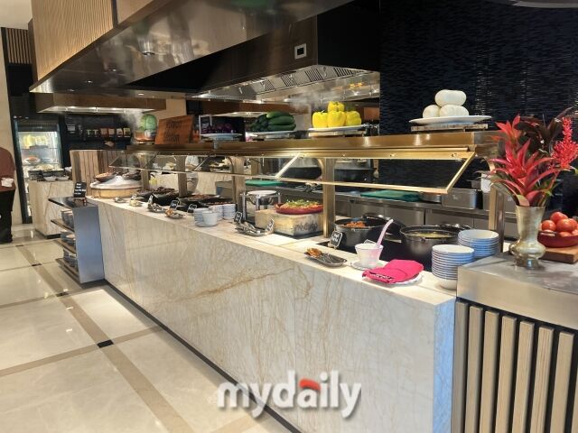 다이닝 뷔페 레스토랑 ‘프레쉬’. /심지원 기자