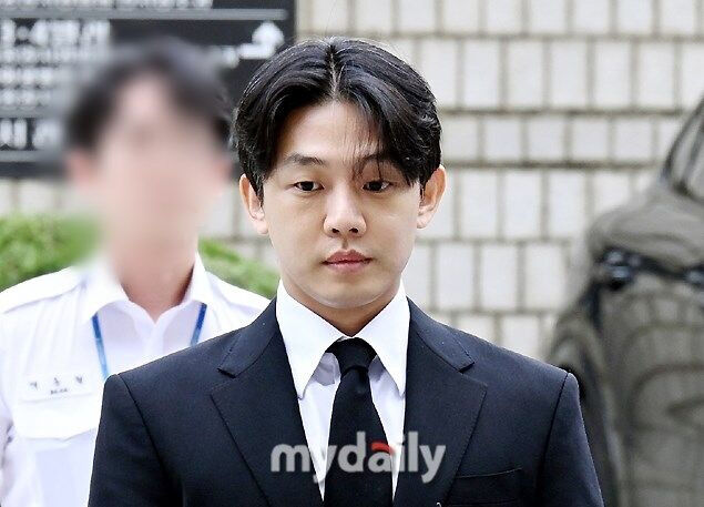 유아인 / 마이데일리