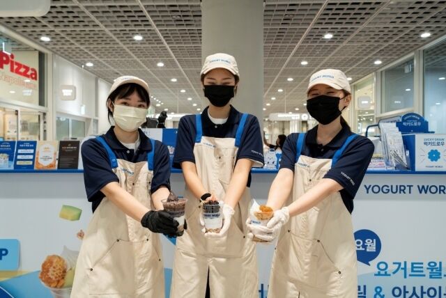 요거트월드 아모레퍼시픽 아모레에비뉴 팝업스토어 /