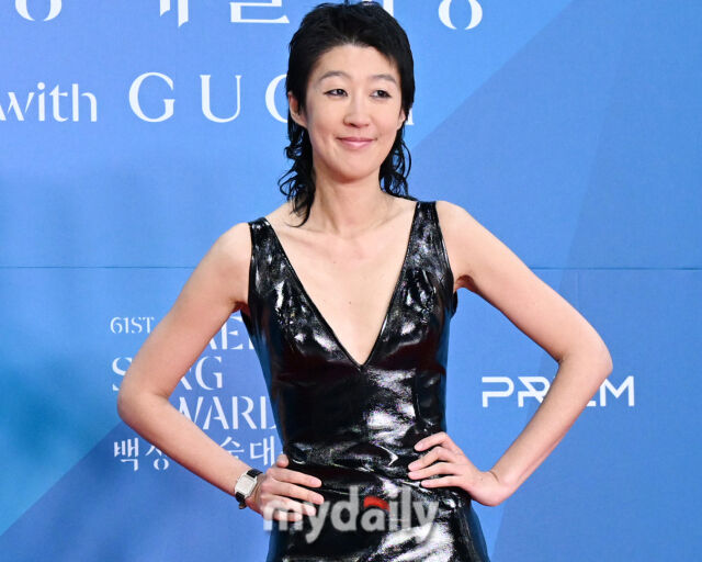 홍진경이 장영란에게 엉덩이 발언을 해 화제다. / 마이데일리 DB