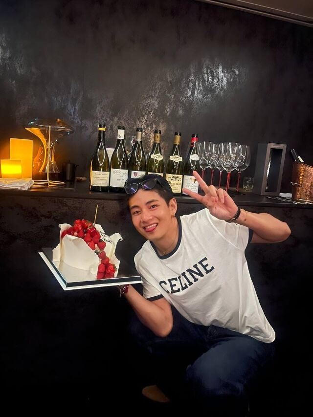 / 뷔 인스타그램