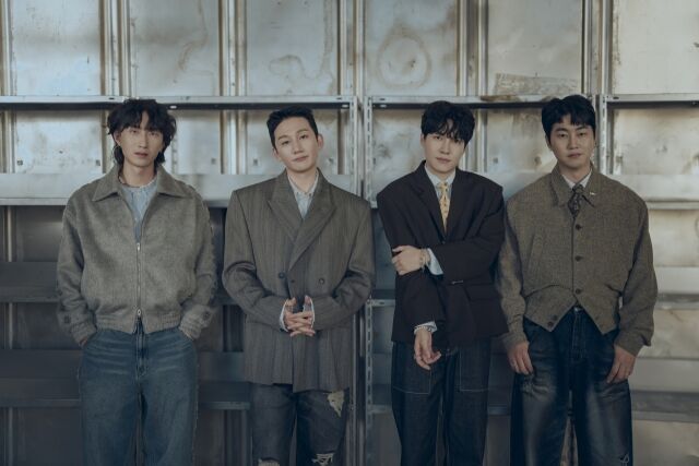 / 호기심 스튜디오