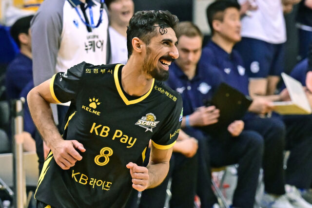 KB손해보험의 유니폼을 입고 활약한 2024-2025시즌의 야쿱./KOVO
