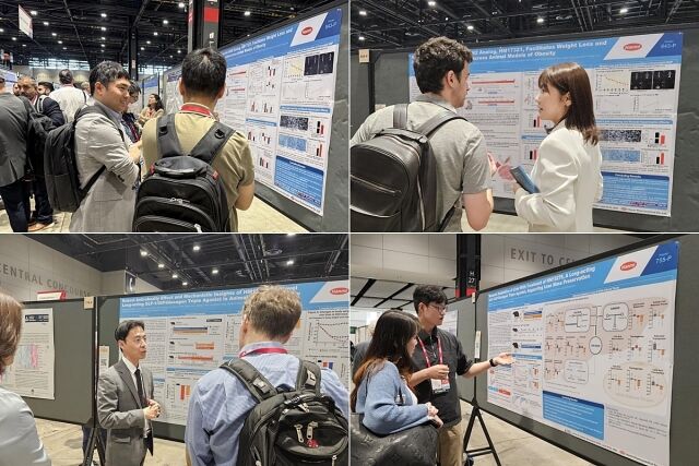 한미약품 R&D센터 연구원들이 ADA 2025에서 비만치료 삼중작용제 HM15275와 신개념 비만치료제 HM17321의 주요 연구 내용이 담긴 포스터를 토대로 참석자들에게 설명하고 있다. /한미약품