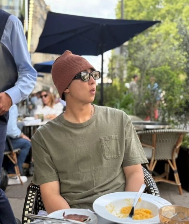 RM / 인스타그램