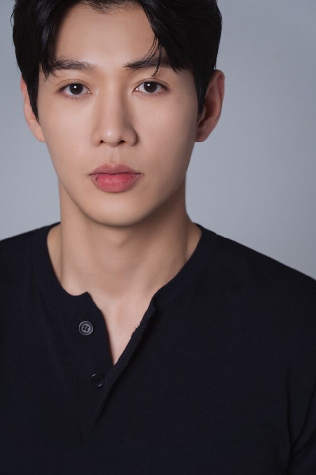 문유강 / 워크하우스컴퍼니