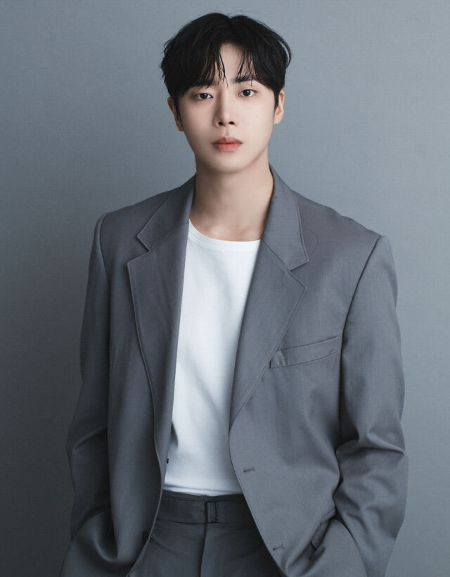 추영우