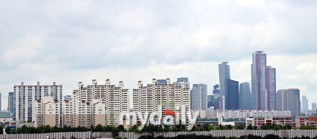 서울 시내 아파트 모습.