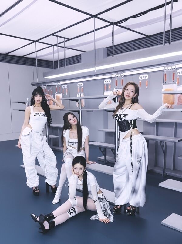 그룹 키스오브라이프/S2엔터테인먼트