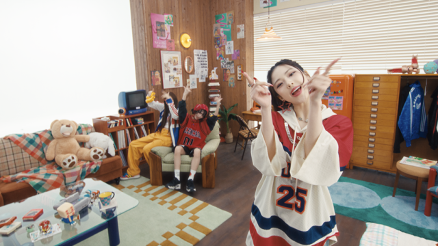 베이비몬스터 'HOT SAUCE' / 뮤직비디오 캡처