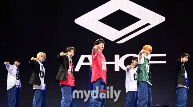 아홉(AHOF) / 사진 = 유진형 기자(zolong@mydaily.co.kr)