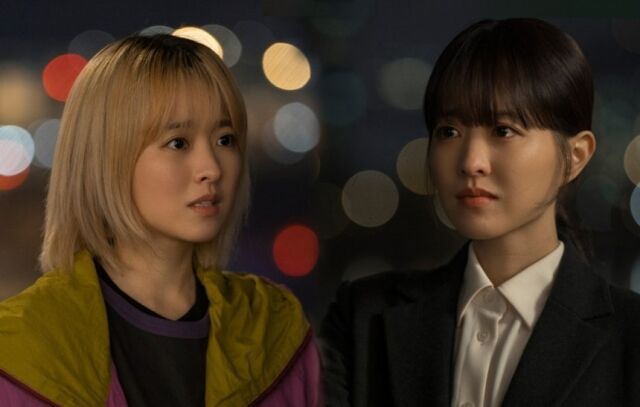 배우 박보영이 유미지(왼쪽), 유미래 1인 2역을 맡았다. tvN 제공