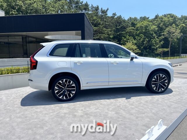 볼보 ‘더 뉴 XC90’ 측면. /심지원 기자