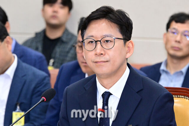 배경훈 과학기술정보방송통신부장관 후보자가 14일 오전 서울 여의도 국회에서 진행되는 인사청문회에서 발언하고 있다. /곽경훈 기자