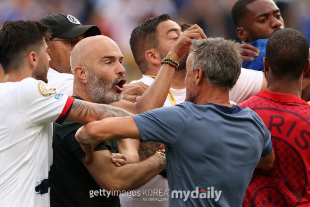 첼시 엔조 마레스카 감독, PSG 루이스 엔리케 감독./게티이미지코리아