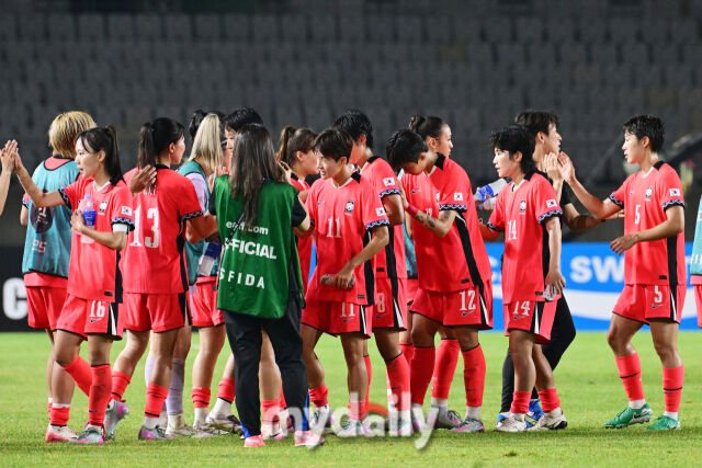 일본과 1-1로 무승부를 기록한 여자축구대표팀.