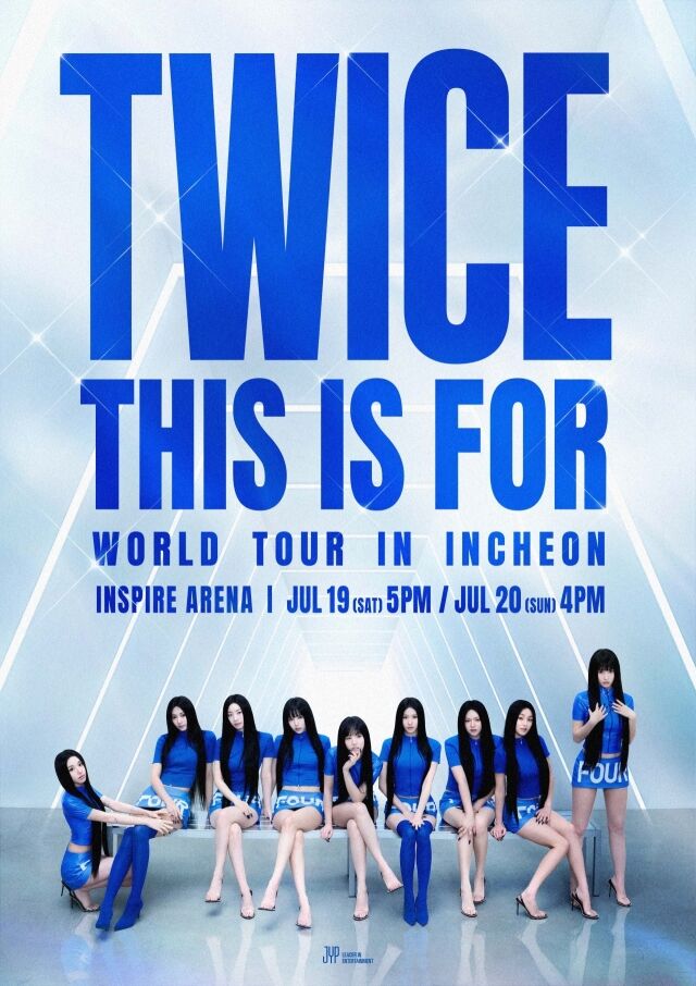 그룹 트와이스 여섯 번째 월드투어 인천 공연 포스터 / JYP엔터테인먼트