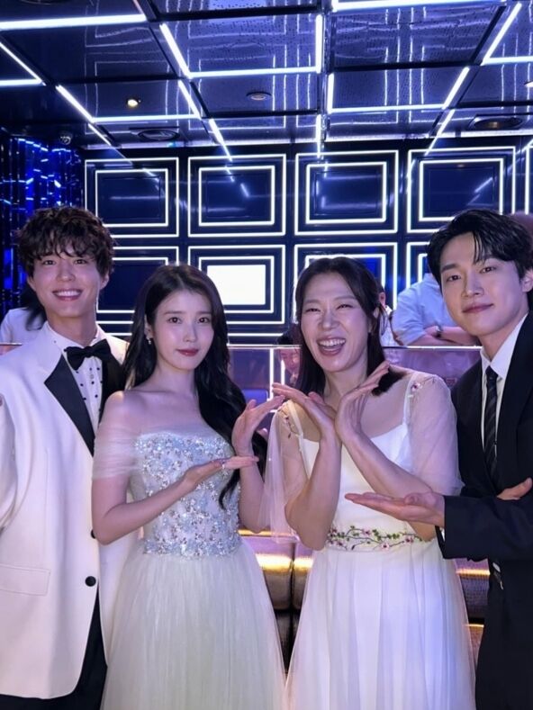 박보검, 아이유, 염혜란, 강유석/아이유 인스타그램