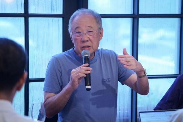 류진 한국경제인협회 회장이 지난 18일 제주 서귀포시 한 식당에서 열린 '2025 한경협 CEO 제주 하계포럼' 기자간담회에서 발언하고 있다. /한경협
