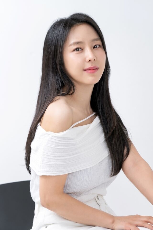 배우 예원 새 프로필 / 엔터세븐