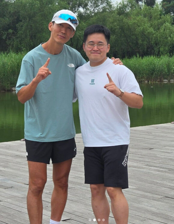 션, 정지웅./소셜미디어