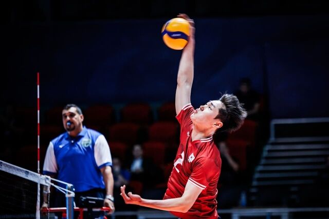 공격하는 이준호./FIVB