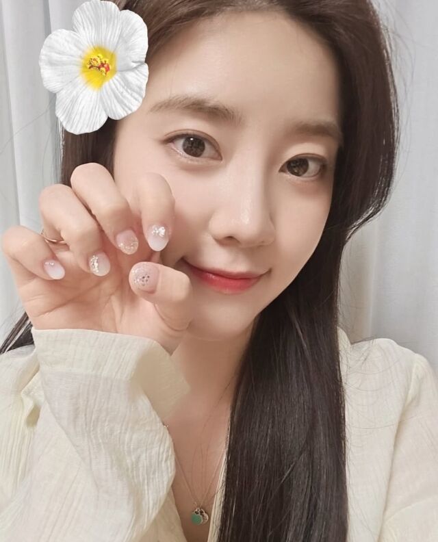 그룹 레인보우 멤버 노을 인스타그램