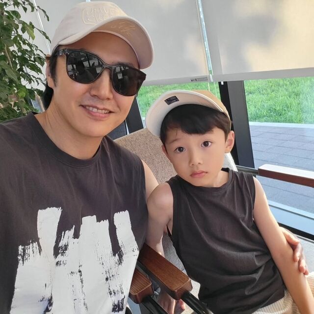 배우 윤상현, 아들 희성군. / 윤상현 인스타그램 캡처