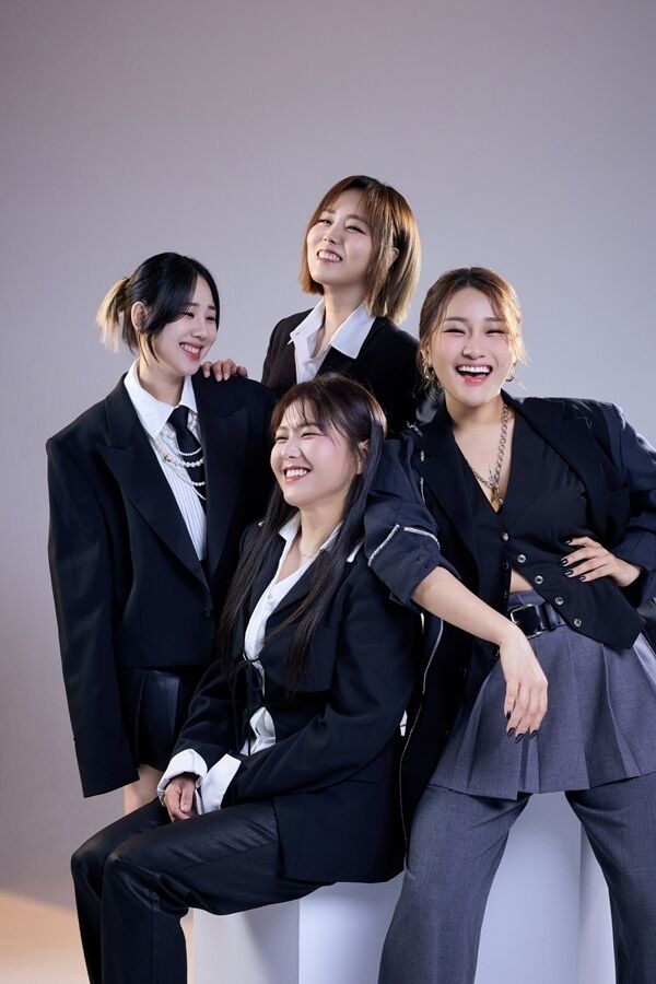 그룹 손이지유/아츠로