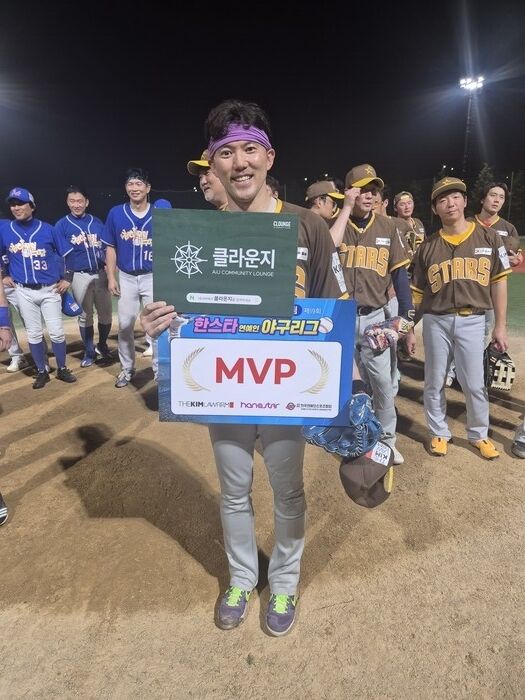 천하무적-스타즈의 경기 MVP, 모델 강재원./한스타미디어