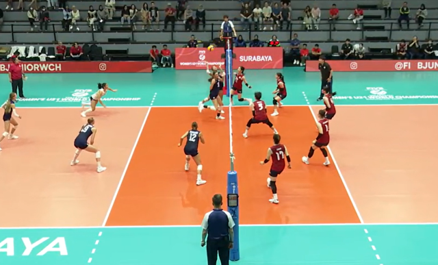 한국 U21 여자배구대표팀이 세계선수권 조별예선 B조 미국전에서 1-3으로 패했다./VBTV 캡쳐