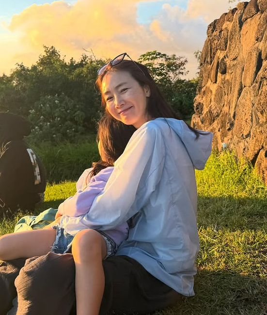 배우 최지우와 딸/최지우 인스타그램