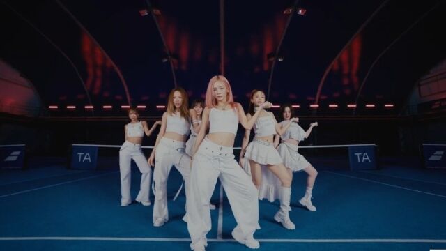 그룹 퀸즈아이/'필 더 바이브' 퍼포먼스 영상 캡처