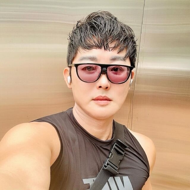 황재근 / 황재근 인스타그램