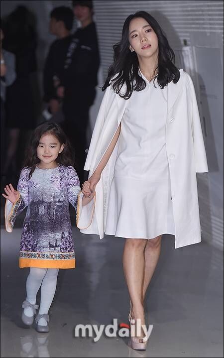딸 소을, 이윤진 / 마이데일리