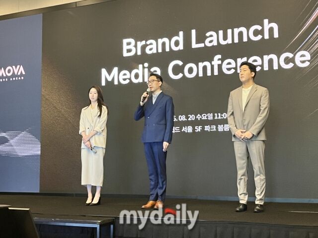 20일 서울 영등포구 콘래드 서울에서 열린 기자간담회에서 (왼쪽부터)백민경 모바 한국 마케팅 매니저, 브랜든 리 모바 아태지역 마케팅 총괄,이상엽 모바 한국산업개발 리더가 질의응답에 답하고 있다. /심지원 기자