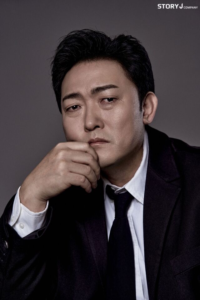 배우 이준혁/스토리제이컴퍼니