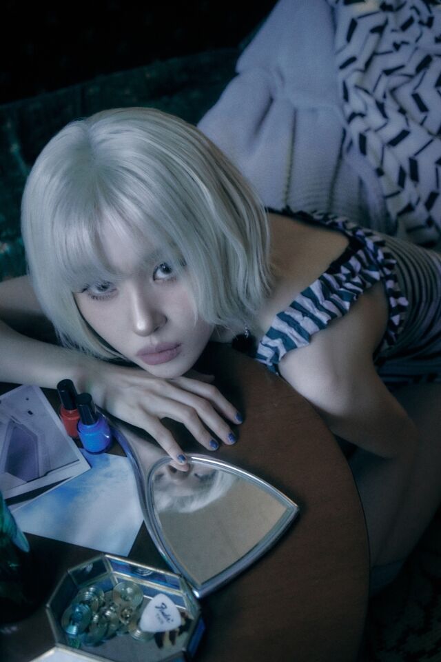 가수 선미 새 디지털 싱글 'BLUE!' 콘셉트 포토 / 어비스컴퍼니