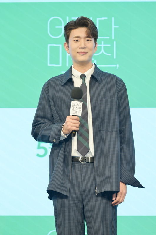 김진웅