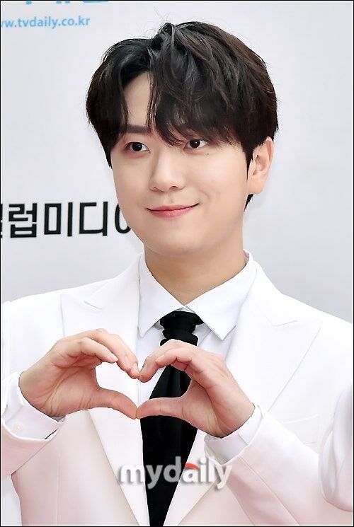 그룹 포레스텔라 멤버 고우림 / 마이데일리