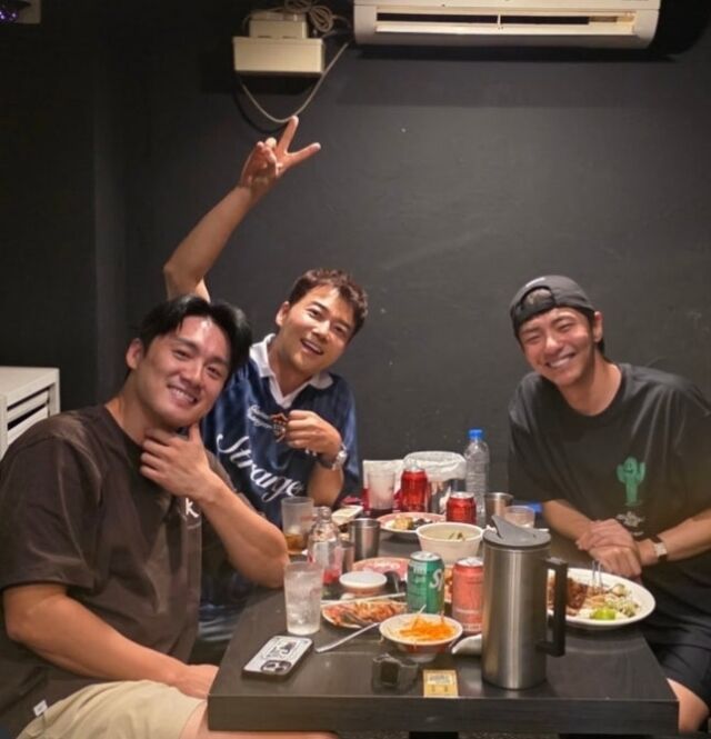 오상진, 전현무, 박천휴./ 전현무 인스타그램