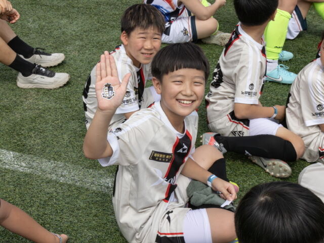 서울 이랜드가 지난 7일 서울 양천구에 위치한 해마루축구장에서 ‘레울컵(LEOUL CUP)’을 성황리에 마무리했다./서울 이랜드