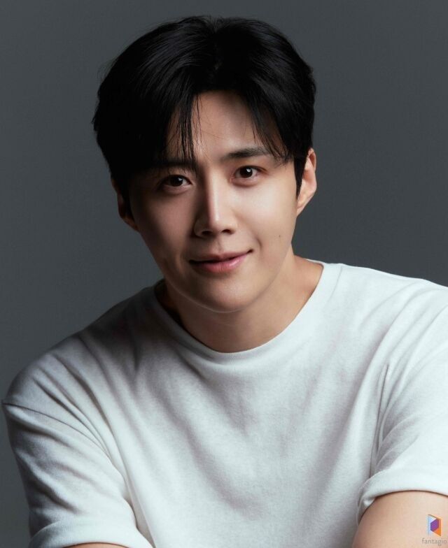 김선호