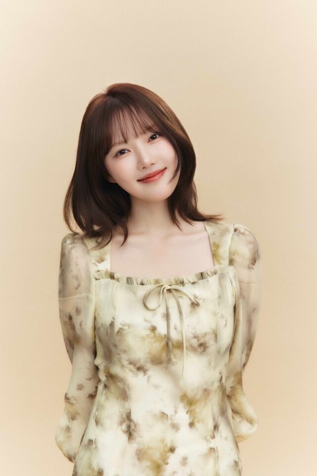 예린 / 에이사이드컴퍼니