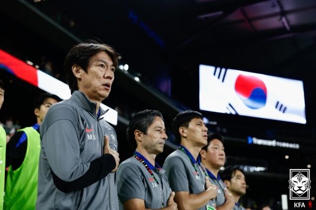 홍명보 감독/대한축구협회